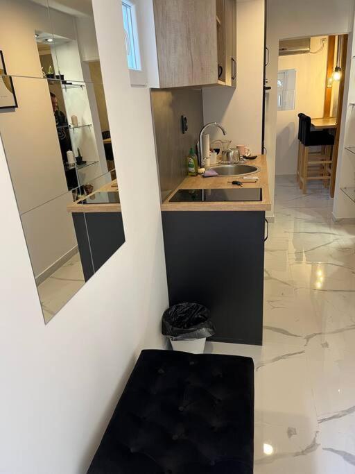 Lovely Apartment In City Center . Belgrado Exterior foto